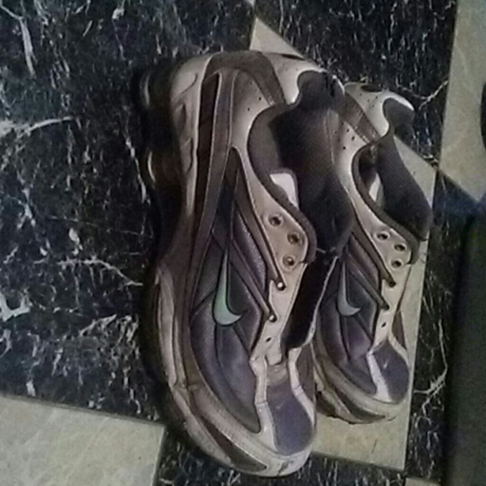 Nike shox used sneakers